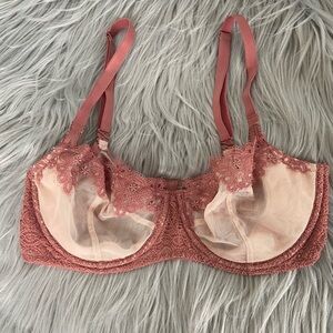 Victoria's Secret Sheer Lace Trim Sexy Bra Size 34D Color Pink Underwire